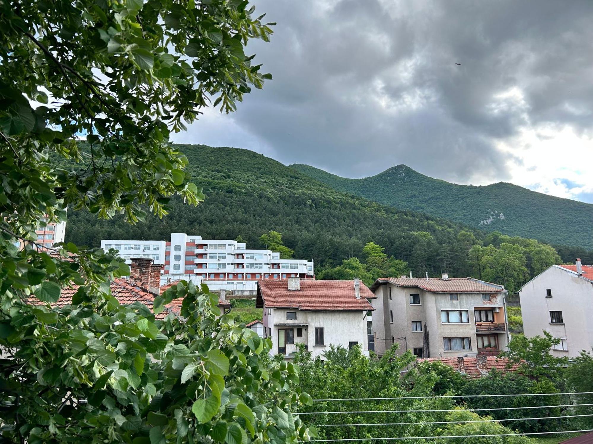 Apart House Ana Апартамент За Гости Ана Vratsa ภายนอก รูปภาพ