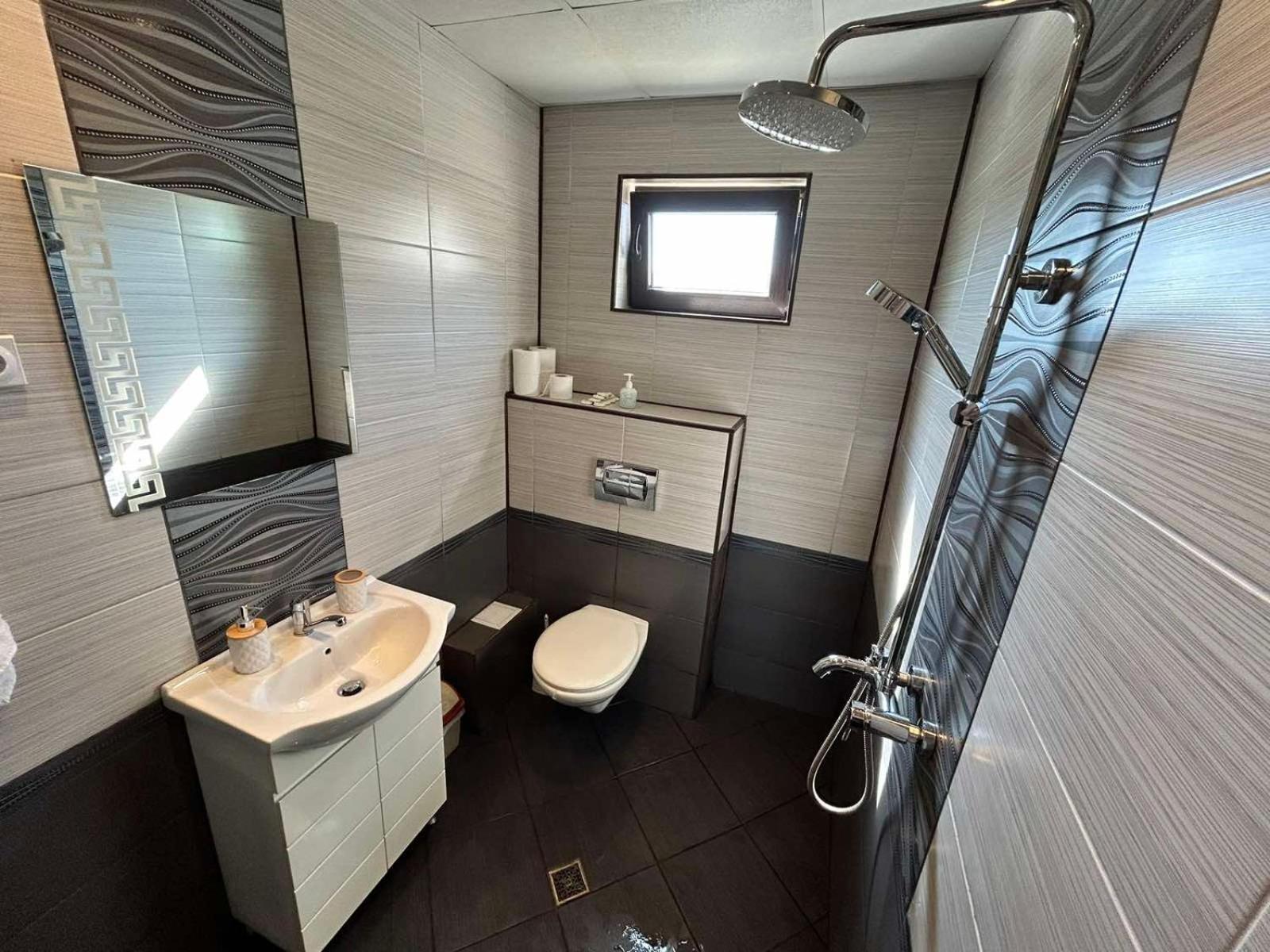 Apart House Ana Апартамент За Гости Ана Vratsa ภายนอก รูปภาพ